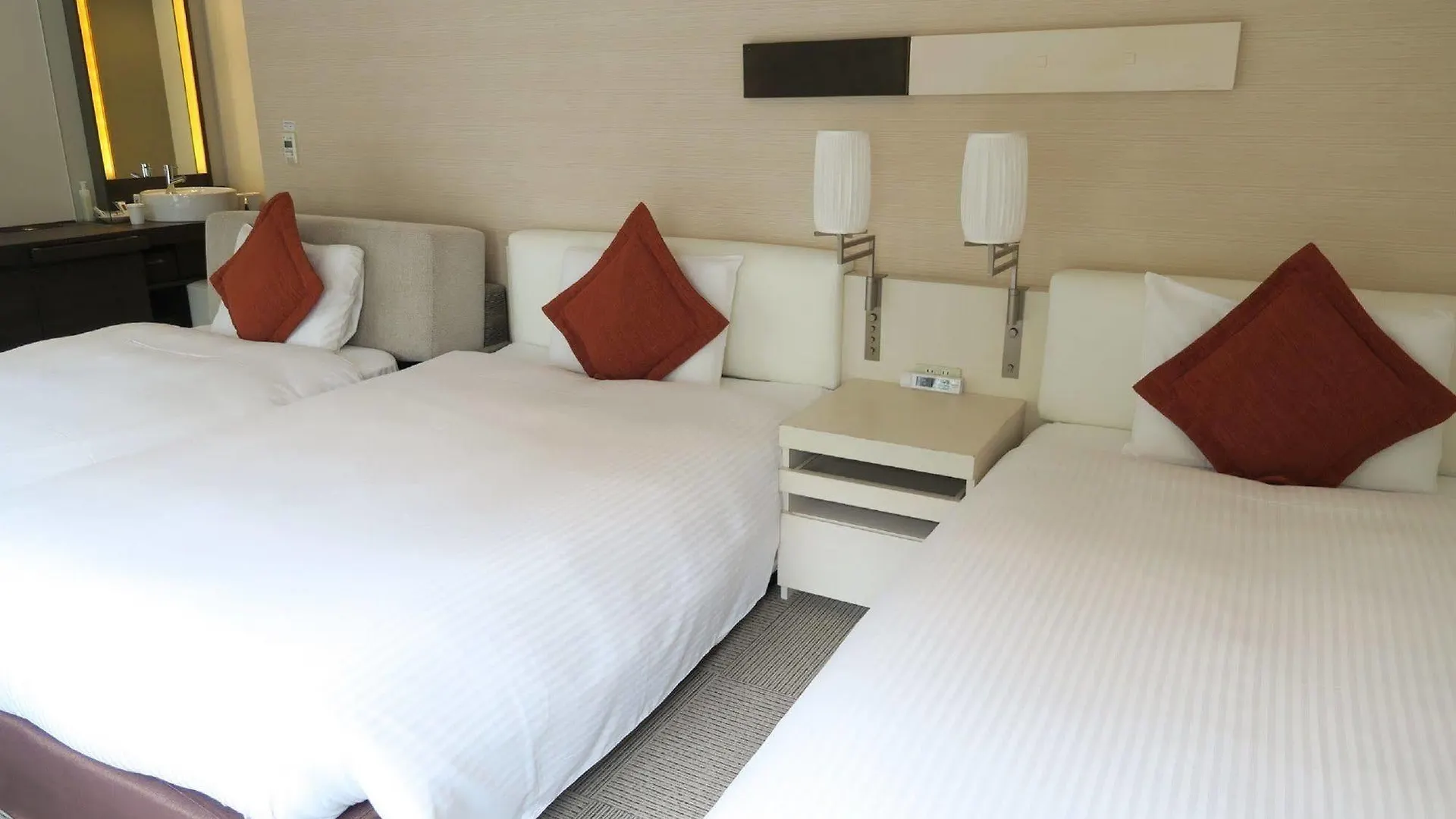 *** فندق اقتصادي Mitsui Garden Hotel Yotsuya طوكيو اليابان